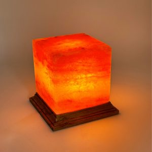 Foto principale Lampada di Sale Himalayano Rosa naturale a forma di Cubo 3-4Kg