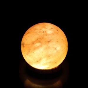 Foto principale Lampada di Sale Himalayano Rosa naturale a forma di Sfera 2Kg